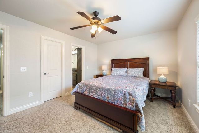 1011 Hunters Pointe, Bentonville, AR 72713
