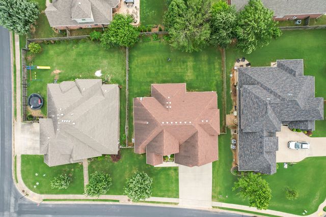 1011 Hunters Pointe, Bentonville, AR 72713