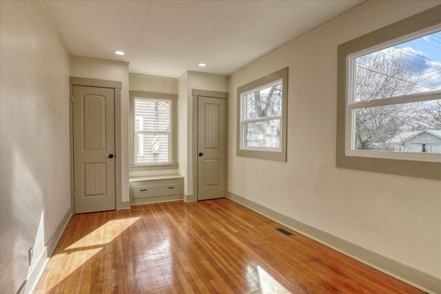 2715 N Ash St, Spokane, WA 99205