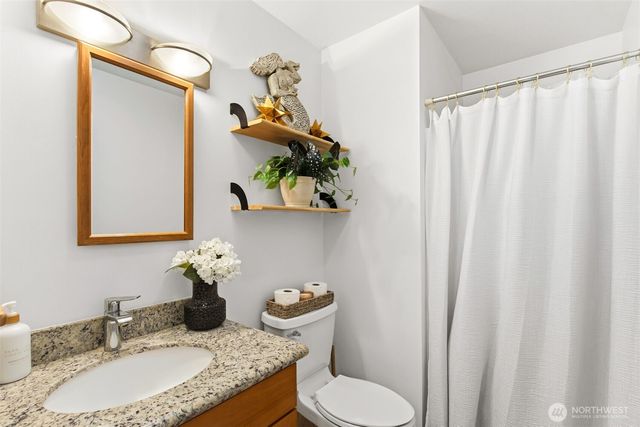 868 + 872 Juniper Pointe Lane, Camano Island, WA 98282