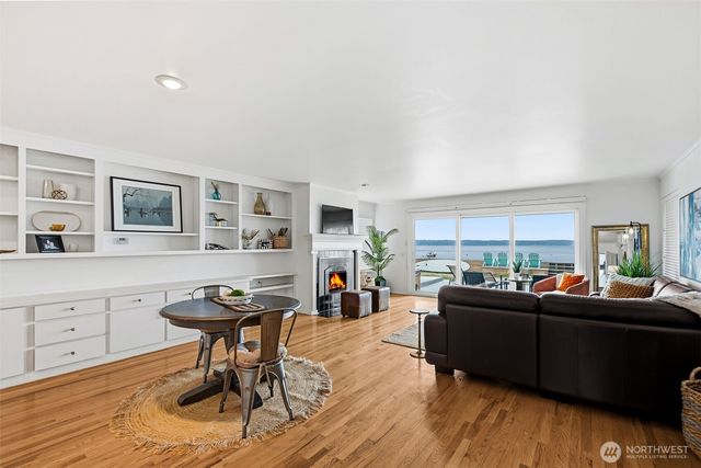 868 + 872 Juniper Pointe Lane, Camano Island, WA 98282