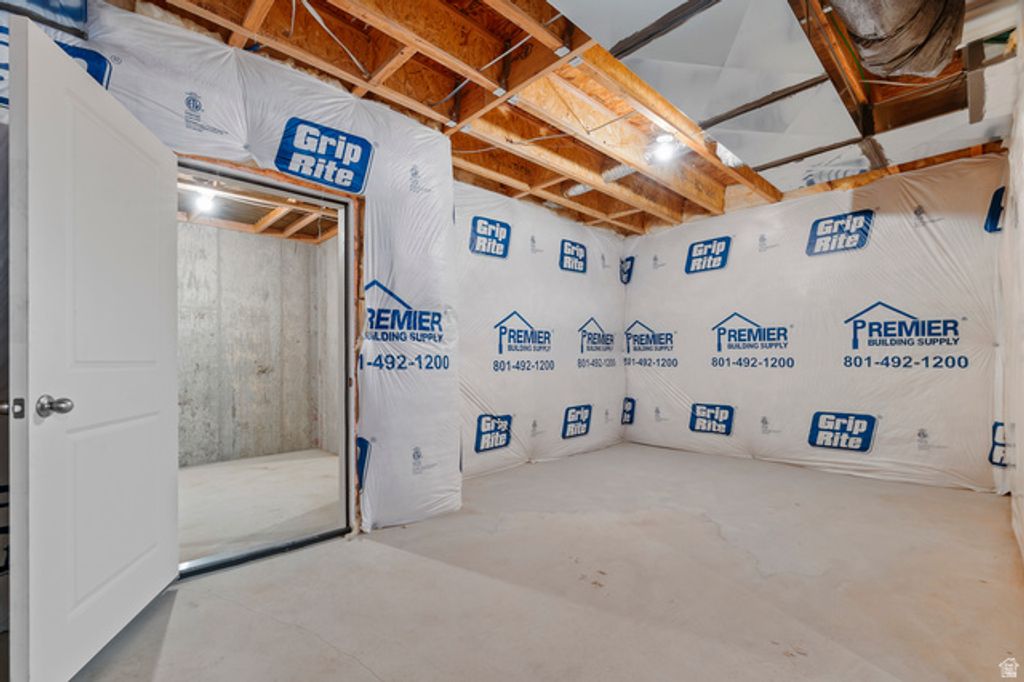 Image 27 of property listing at 795 W CHERRY ORCHARD LN #130, Grantsville, UT 84029