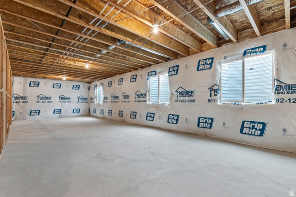 Image 28 of property listing at 795 W CHERRY ORCHARD LN #130, Grantsville, UT 84029