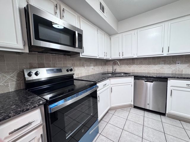 15151 Berry Trail 907, Dallas, TX 75248