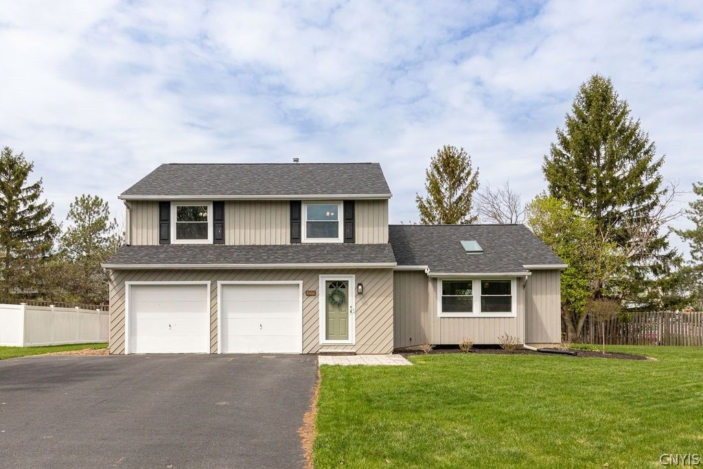 5100 Coffee Tree Lane, Clay, NY 13212
