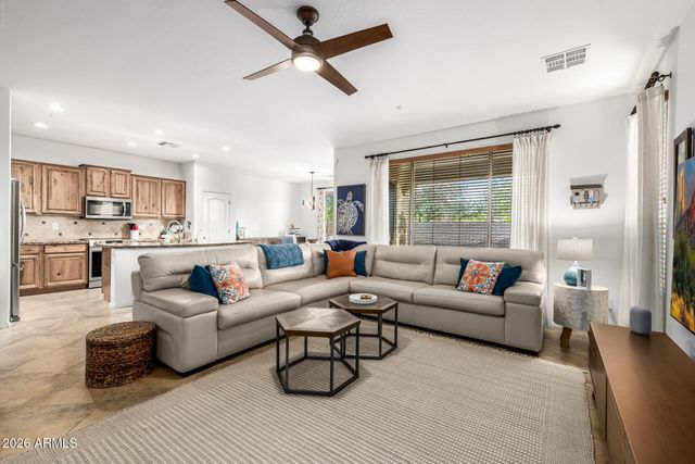 13081 W TYLER Trail, Peoria, AZ 85383