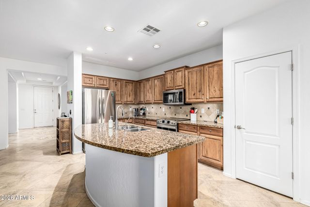 13081 W TYLER Trail, Peoria, AZ 85383