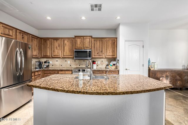 13081 W TYLER Trail, Peoria, AZ 85383