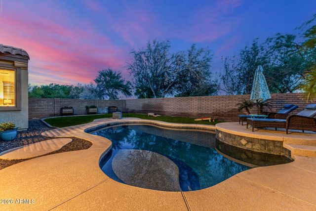 13081 W TYLER Trail, Peoria, AZ 85383