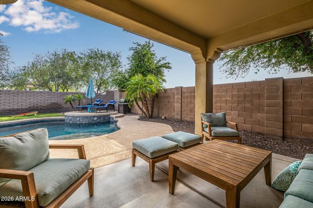 13081 W TYLER Trail, Peoria, AZ 85383