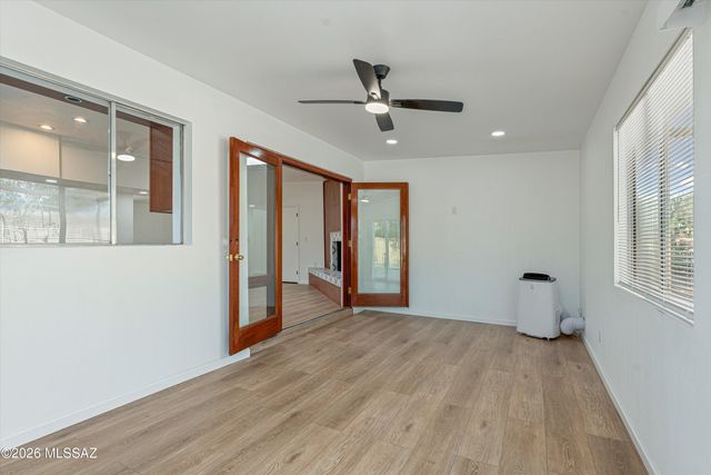 8430 E Albion Place, Tucson, AZ 85715