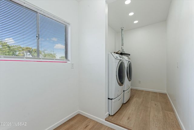 8430 E Albion Place, Tucson, AZ 85715