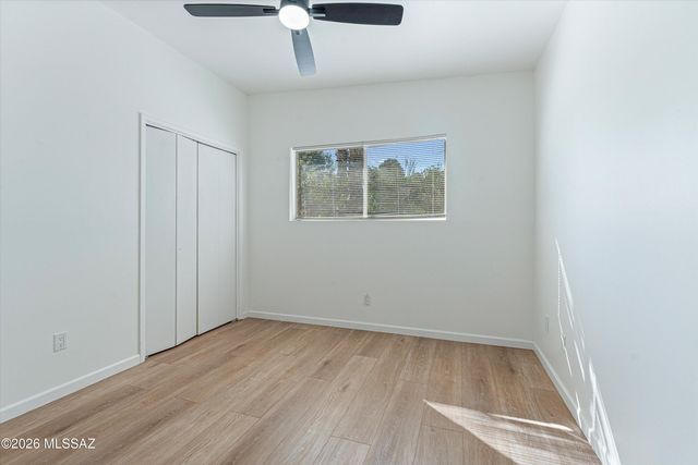 8430 E Albion Place, Tucson, AZ 85715