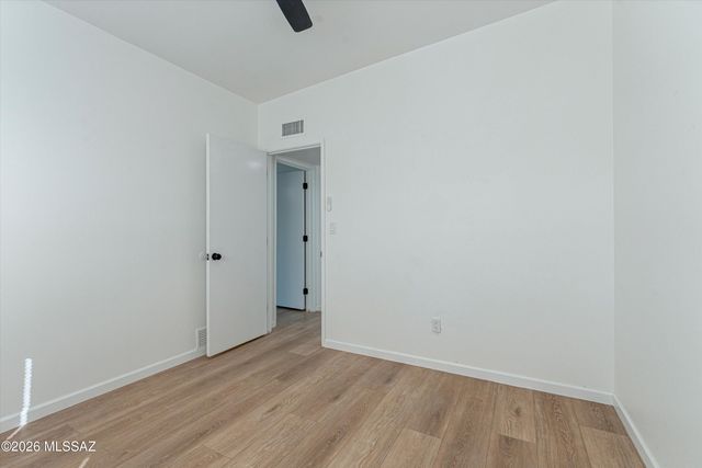 8430 E Albion Place, Tucson, AZ 85715