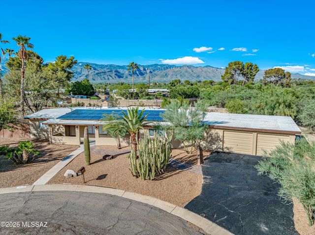 8430 E Albion Place, Tucson, AZ 85715
