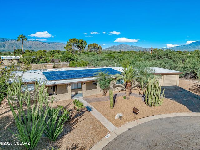 8430 E Albion Place, Tucson, AZ 85715