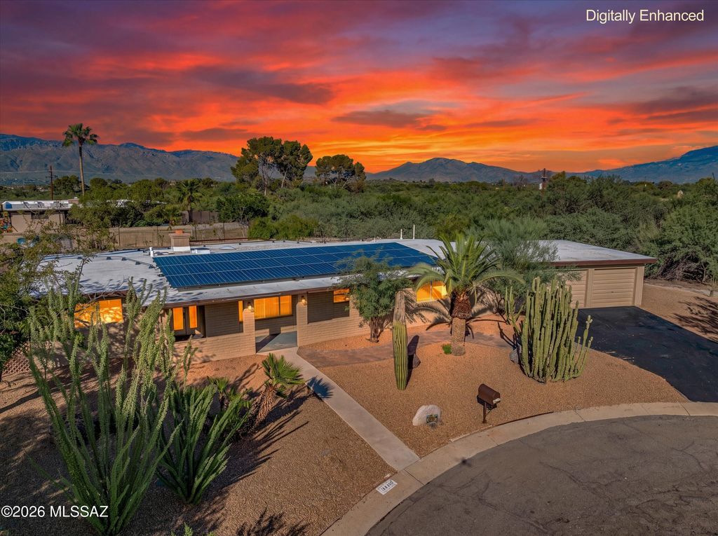 8430 E Albion Place, Tucson, AZ 85715