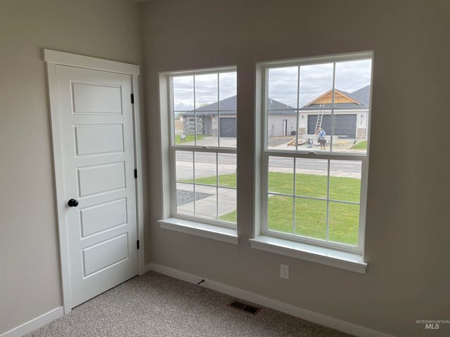 483 Hope Ave, Twin Falls, ID 83301