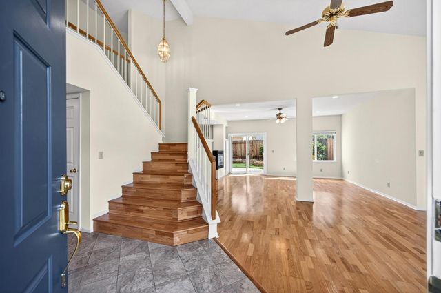 8314 Bramble Bush Cir, Antelope, CA 95843