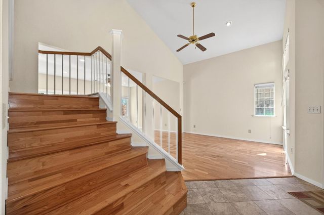 8314 Bramble Bush Cir, Antelope, CA 95843