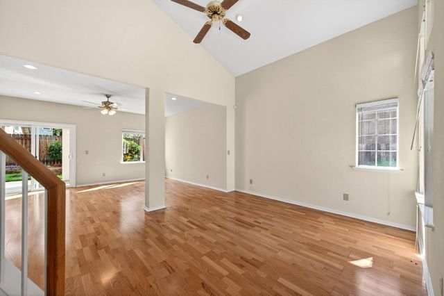 8314 Bramble Bush Cir, Antelope, CA 95843