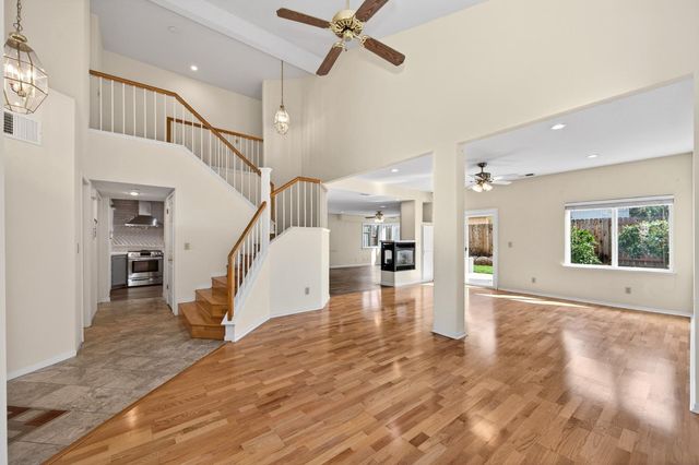 8314 Bramble Bush Cir, Antelope, CA 95843