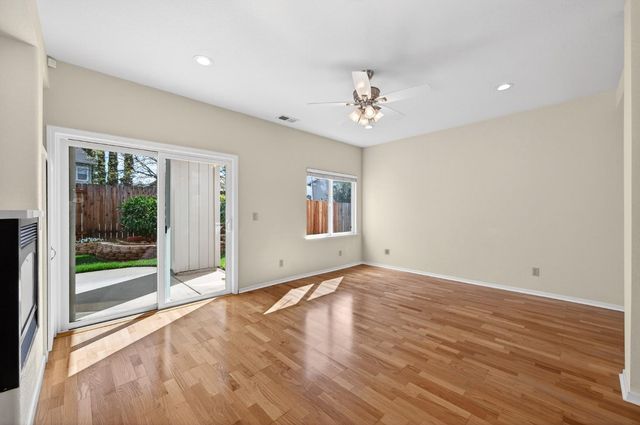 8314 Bramble Bush Cir, Antelope, CA 95843