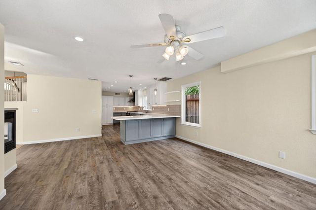 8314 Bramble Bush Cir, Antelope, CA 95843