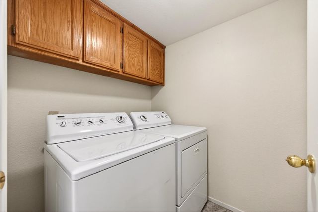 8314 Bramble Bush Cir, Antelope, CA 95843