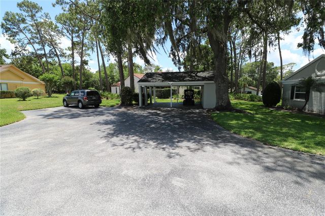 5439 LADY BUG LN 2, Wesley Chapel, FL 33543