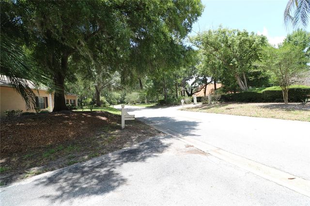 5439 LADY BUG LN 2, Wesley Chapel, FL 33543
