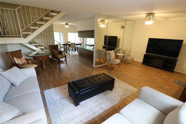 5439 LADY BUG LN 2, Wesley Chapel, FL 33543