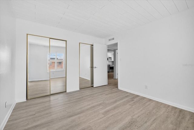 2808 W AZEELE STREET 205, Tampa, FL 33609