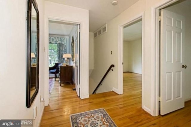 6522 TRUMAN LN, Falls Church, VA 22043