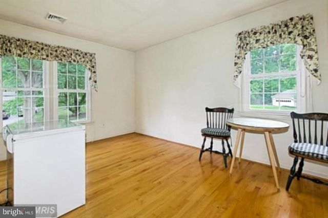 6522 TRUMAN LN, Falls Church, VA 22043