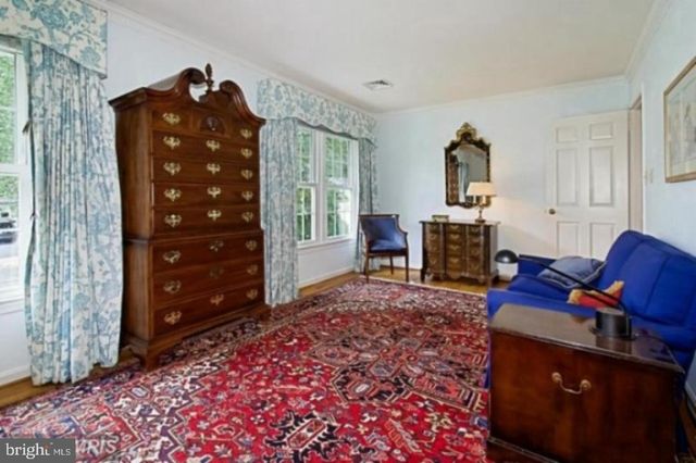 6522 TRUMAN LN, Falls Church, VA 22043