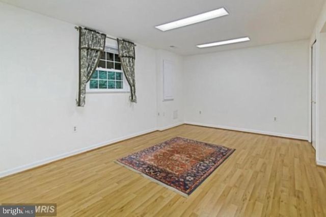 6522 TRUMAN LN, Falls Church, VA 22043