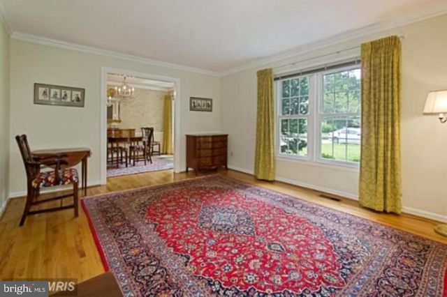 6522 TRUMAN LN, Falls Church, VA 22043