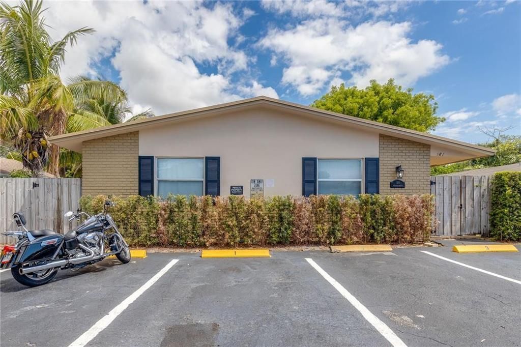 181 NW 42nd Street 2, Oakland Park, FL 33309