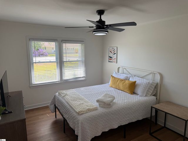 304 Pine Knoll Drive, Greenville, SC 29609
