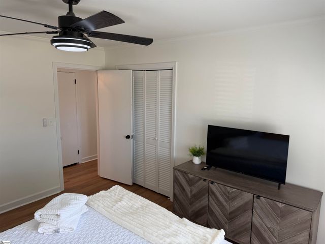 304 Pine Knoll Drive, Greenville, SC 29609
