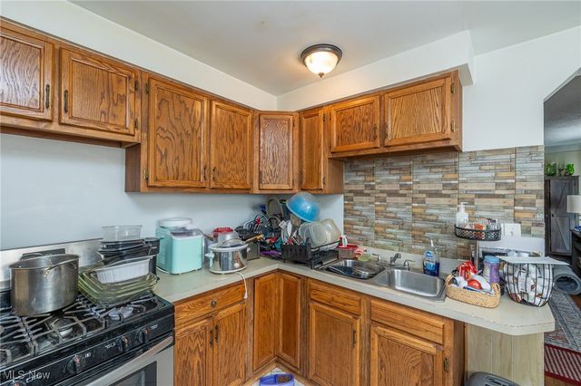 14203 Tabor Avenue, Cleveland, OH 44137