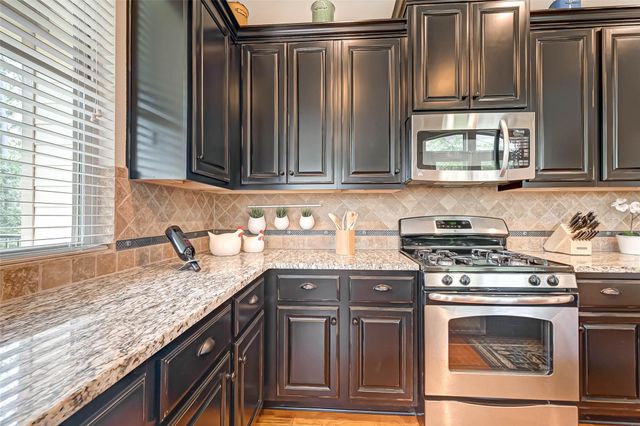 50 Cheswood Manor Drive, The Woodlands, TX 77382