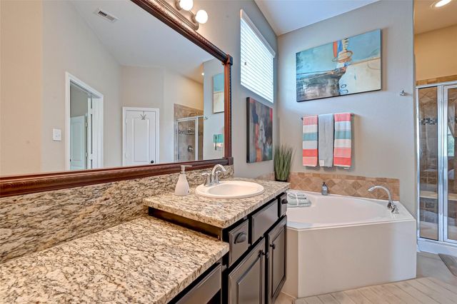 50 Cheswood Manor Drive, The Woodlands, TX 77382