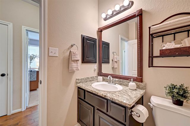 50 Cheswood Manor Drive, The Woodlands, TX 77382