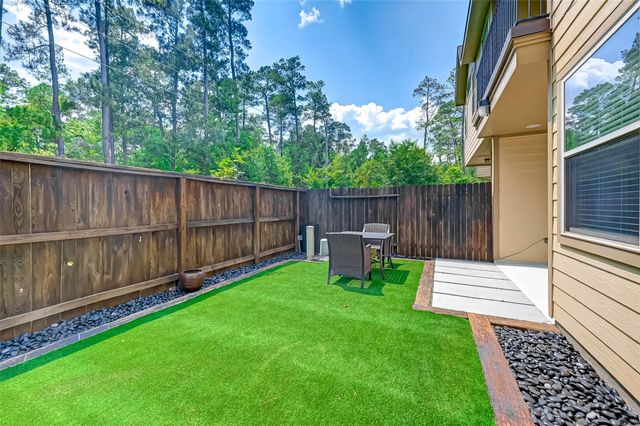 50 Cheswood Manor Drive, The Woodlands, TX 77382