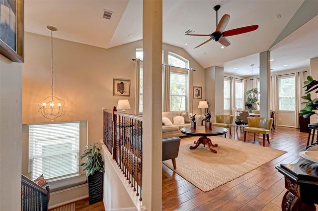 50 Cheswood Manor Drive, The Woodlands, TX 77382