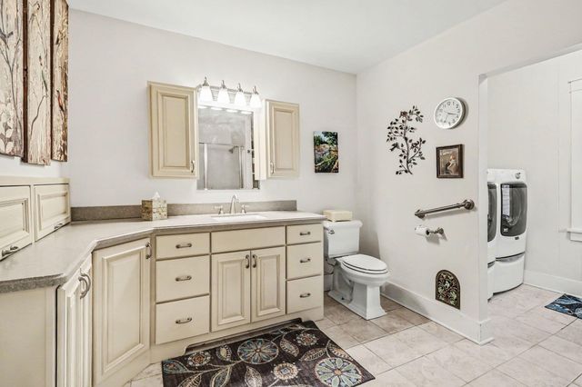 206 N James Street, Ludington, MI 49431