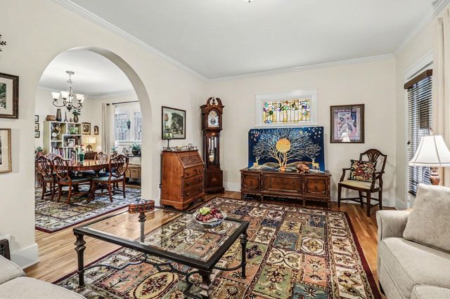 206 N James Street, Ludington, MI 49431