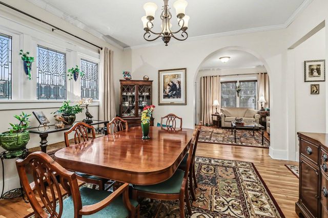 206 N James Street, Ludington, MI 49431